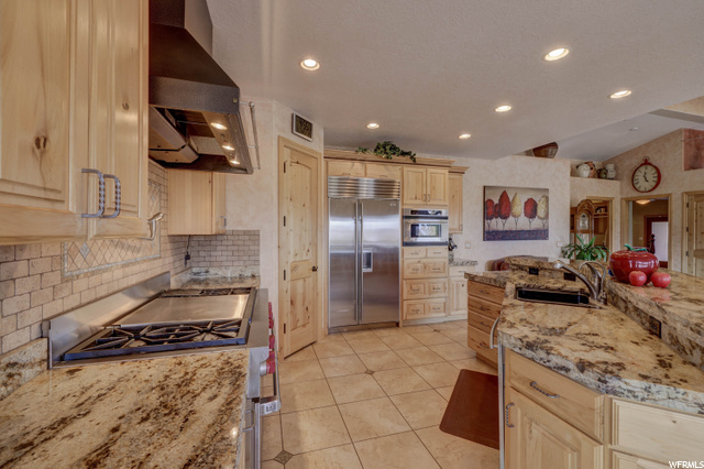 748 N 175 E, New Harmony, UT 84757 — photo 9
