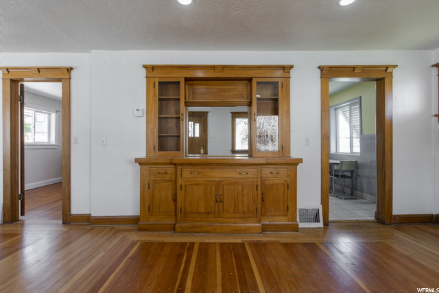 244 E Center St, Bountiful, UT 84010 — photo 6
