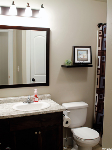 477 N 350 E, Hyde Park, UT 84318 — photo 10