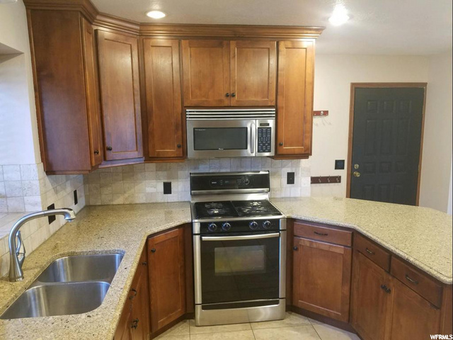 67 N Cherry Dr, Providence, UT 84332 — photo 10
