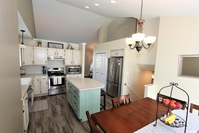 4119 W 4600 S, Roy, UT 84067 — photo 7