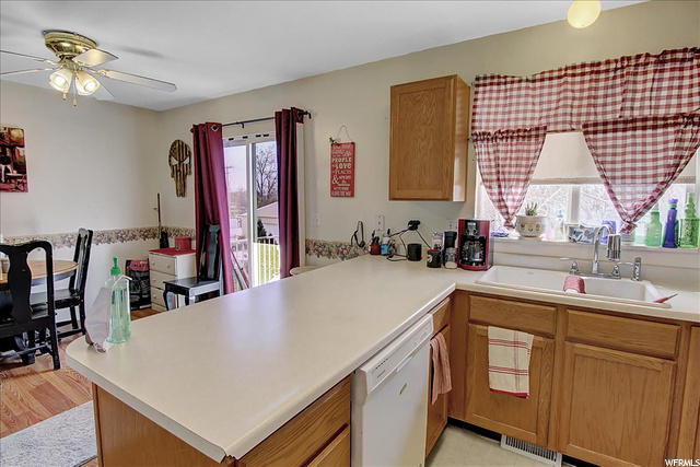 5567 S 3275 W, Roy, UT 84067 — photo 4