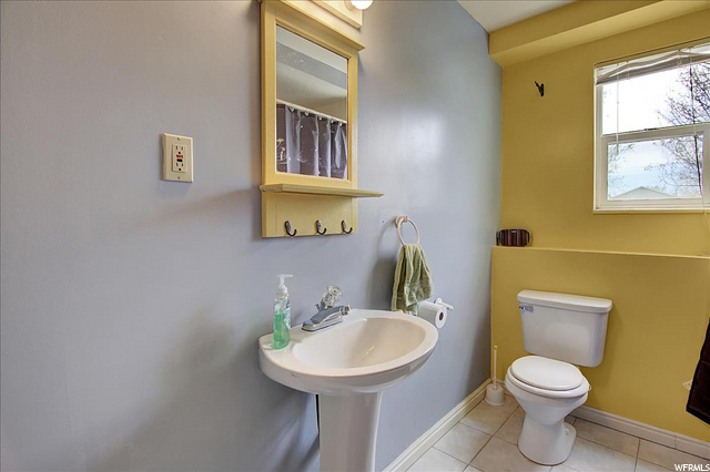 5567 S 3275 W, Roy, UT 84067 — photo 10