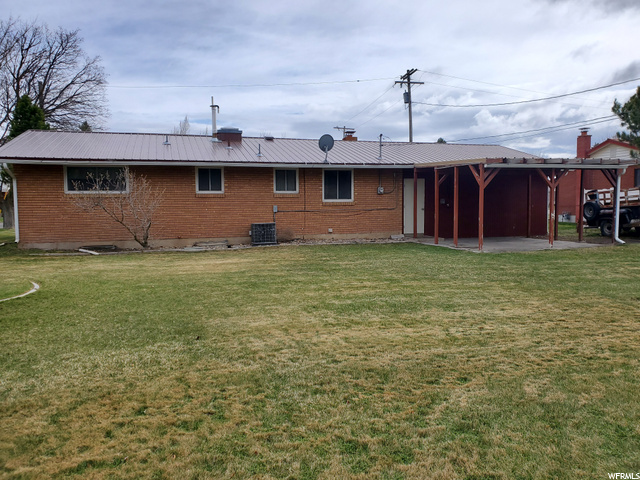 765 Anderson Ave, Hyrum, UT 84319 — photo 2