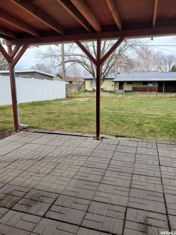 765 Anderson Ave, Hyrum, UT 84319 — photo 5