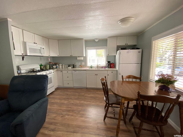 200 E 400 S #8, Washington, UT 84780 — photo 9