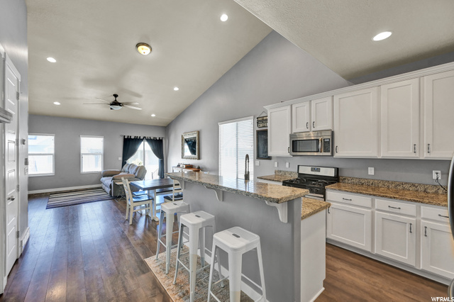 203 E Flicker Dr E, Sandy, UT 84070 — photo 6