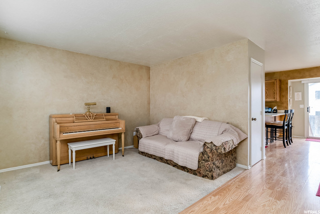 974 N 750 W, Clinton, UT 84015 — photo 2