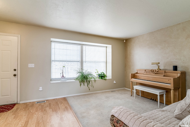 974 N 750 W, Clinton, UT 84015 — photo 3