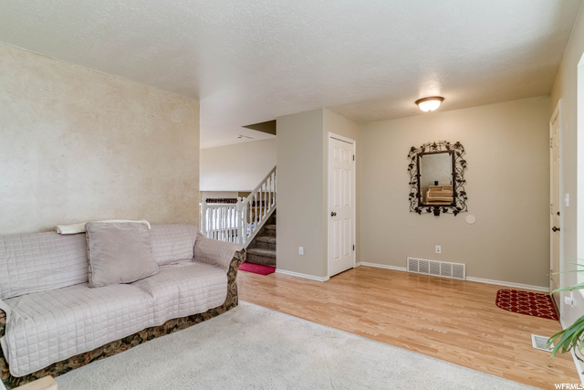 974 N 750 W, Clinton, UT 84015 — photo 5