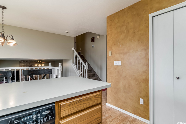 974 N 750 W, Clinton, UT 84015 — photo 10