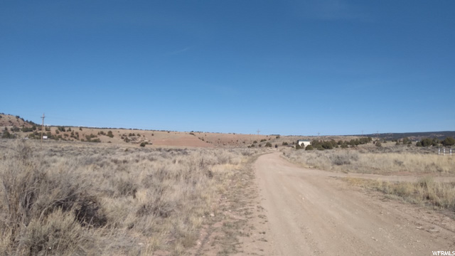 #2T, Fruitland, UT 84027 — photo 3