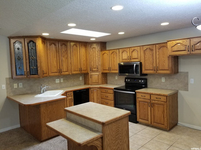 4112 S 850 E, South Ogden, UT 84403 — photo 8