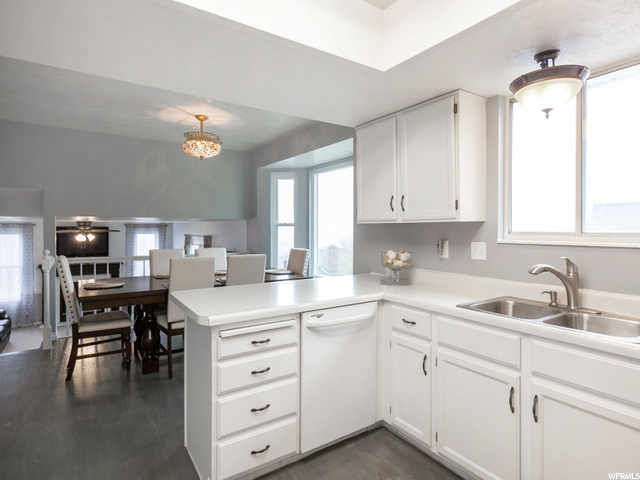 309 E 1825 N, Centerville, UT 84014 — photo 11