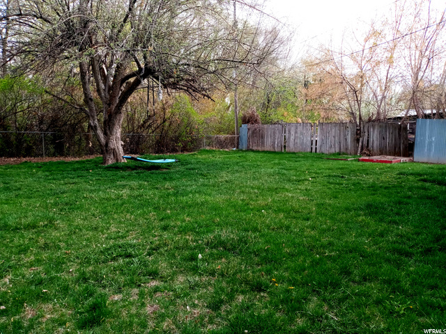 140 N Willow St. E, Layton, UT 84041 — photo 10
