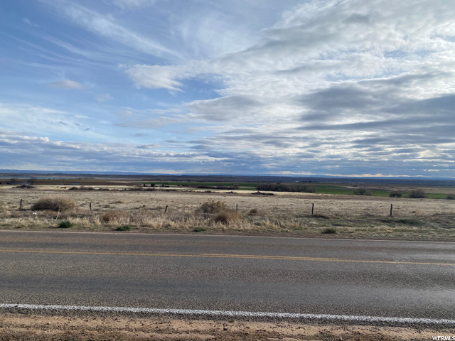 16271 E 5500 S, Randlett, UT 84063 — photo 6