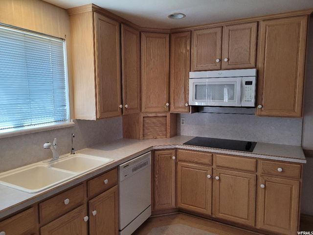 2542 N 250 W, Sunset, UT 84015 — photo 2