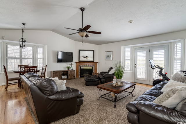 321 E 3575 N, North Ogden, UT 84414 — photo 4