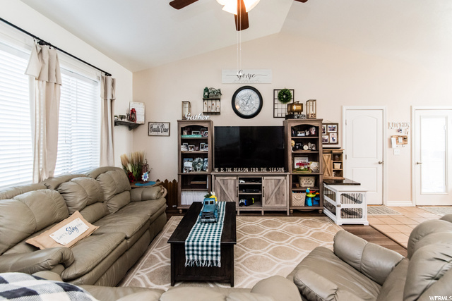 54 S 1050 E, Smithfield, UT 84335 — photo 4