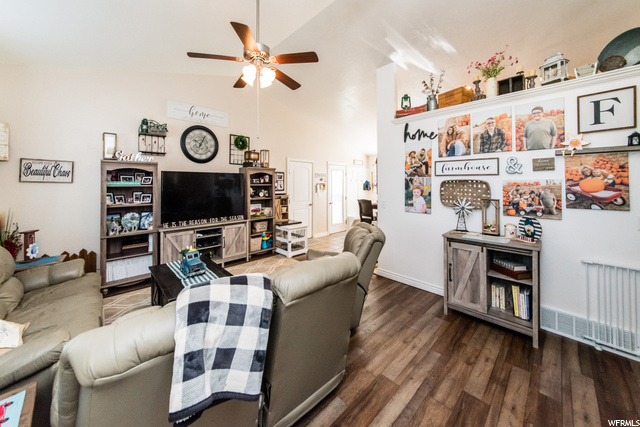 54 S 1050 E, Smithfield, UT 84335 — photo 2