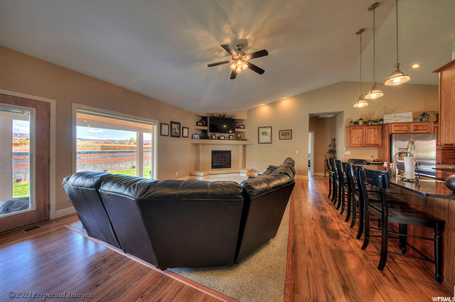 62 E Mount Peale Drive Dr E, Moab, UT 84532 — photo 10