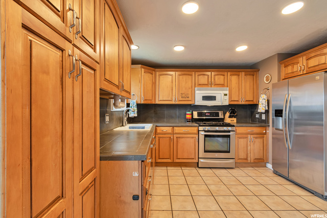 9742 S 1210 E, Sandy, UT 84094 — photo 7