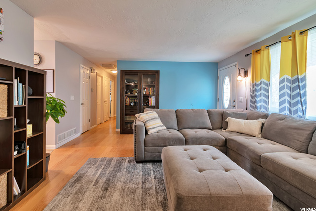 9742 S 1210 E, Sandy, UT 84094 — photo 5