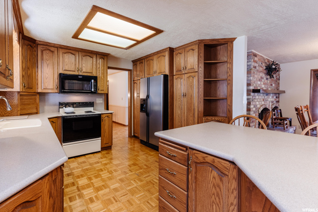 685 E Canyon Rd S, Providence, UT 84332 — photo 2