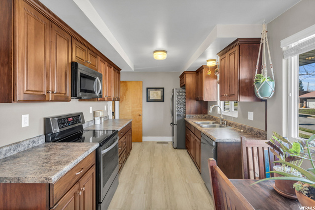 1619 S 35 E, Bountiful, UT 84010 — photo 9