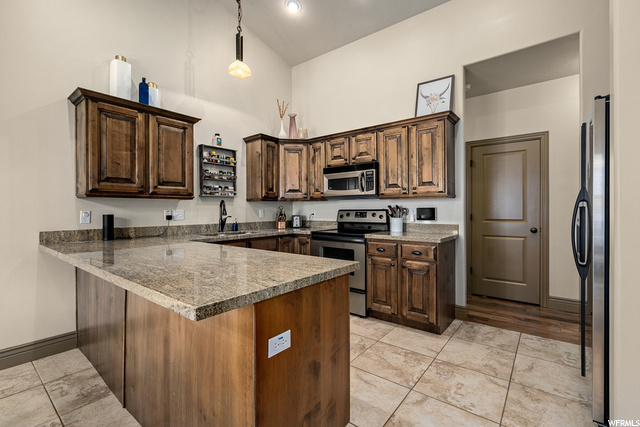 9196 N Hillside Dr E, Cedar Hills, UT 84062 — photo 7