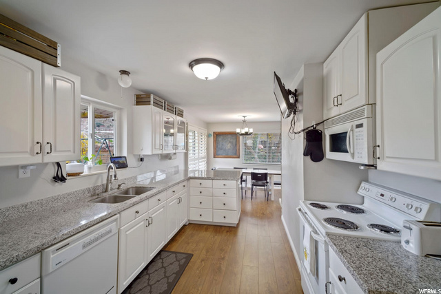 2581 S 150 E, Bountiful, UT 84010 — photo 2