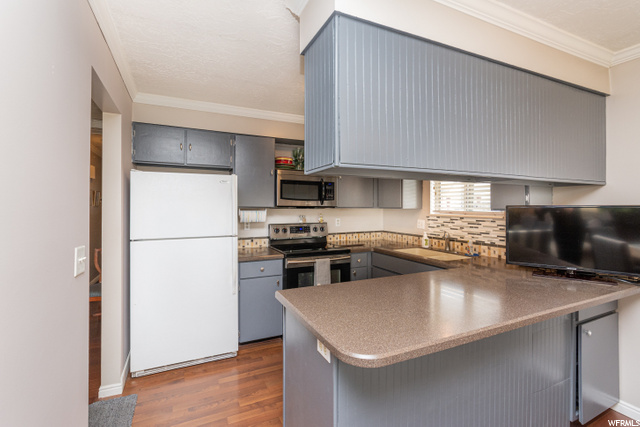 1049 E Cedar Ridge Rd, Sandy, UT 84094 — photo 7
