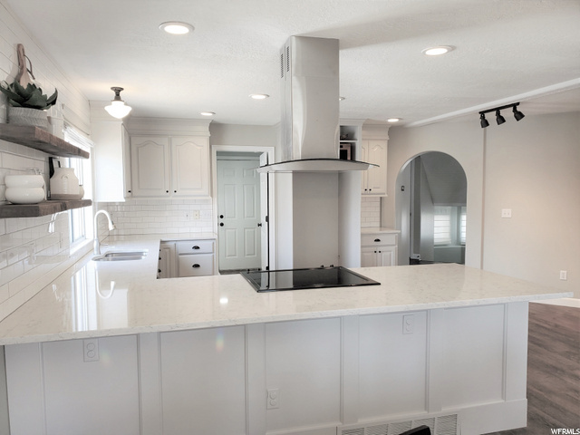 1010 E Alexander Ct, Sandy, UT 84094 — photo 2