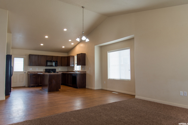 275 W 2000 S, Vernal, UT 84078 — photo 2