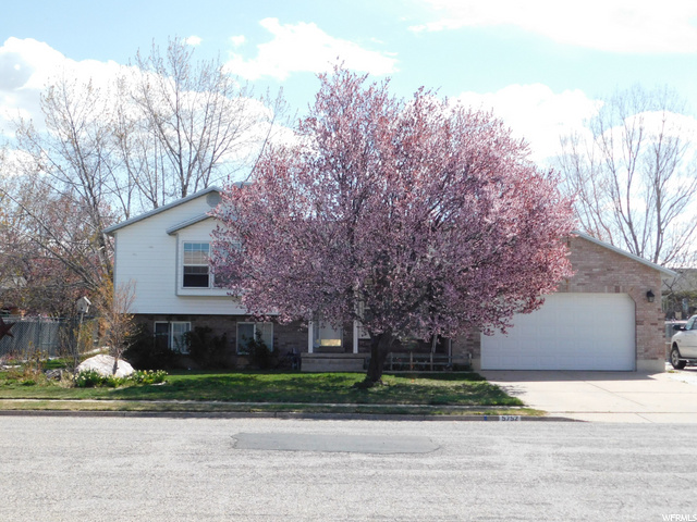 5752 S 3750 W, Roy, UT 84067 — photo 2