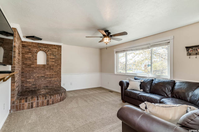 642 W 1635 N, Clinton, UT 84015 — photo 2