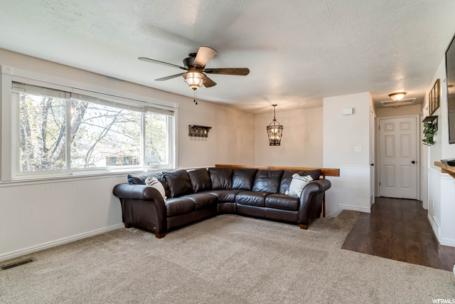 642 W 1635 N, Clinton, UT 84015 — photo 4