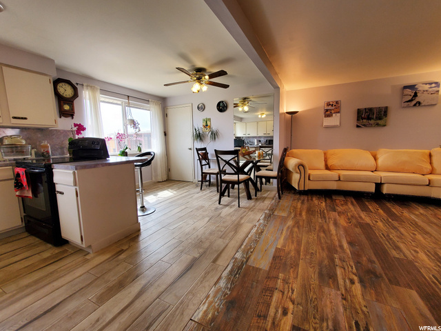1473 S Bluff Rd W, Syracuse, UT 84075 — photo 2