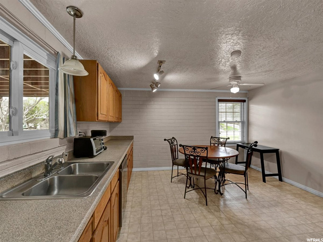8500 S 1330 E, Sandy, UT 84093 — photo 7