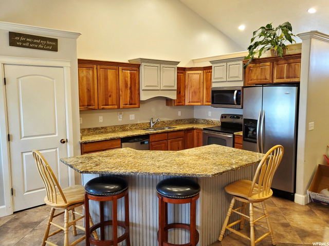 575 N 850 E, Wellsville, UT 84339 — photo 5