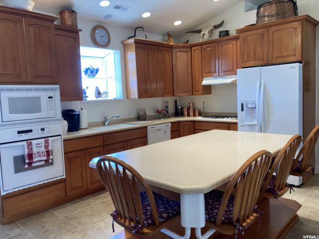 474 E Boulderville Rd, Marion, UT 84036 — photo 9