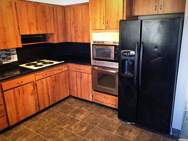 5832 S 2050 W, Roy, UT 84067 — photo 3