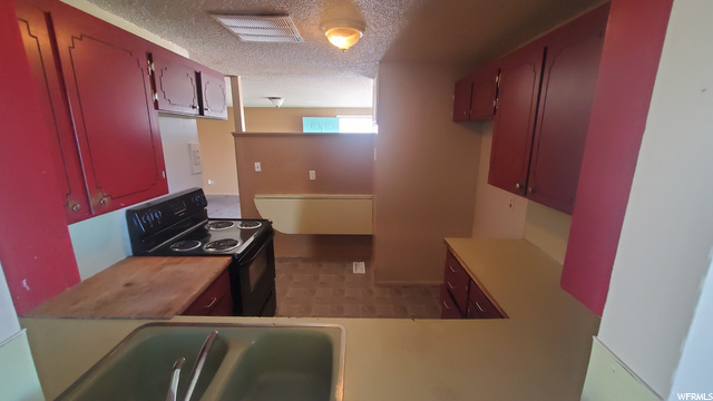 442 W 2350 N, Sunset, UT 84015 — photo 6