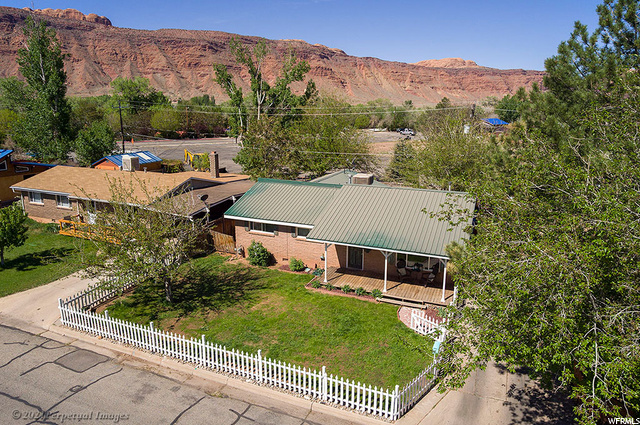 450 S Tusher St E, Moab, UT 84532 — photo 2