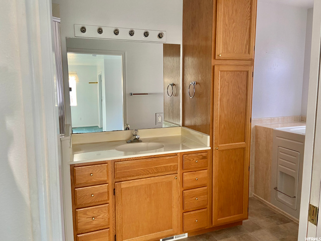 653 S 360 E, Salem, UT 84653 — photo 12