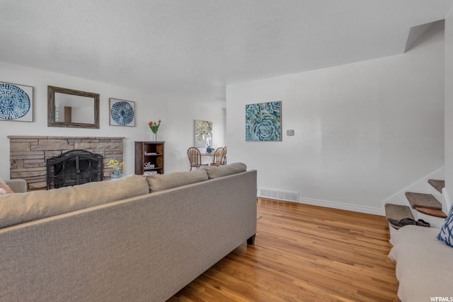 401 W 3200 S, Bountiful, UT 84010 — photo 4