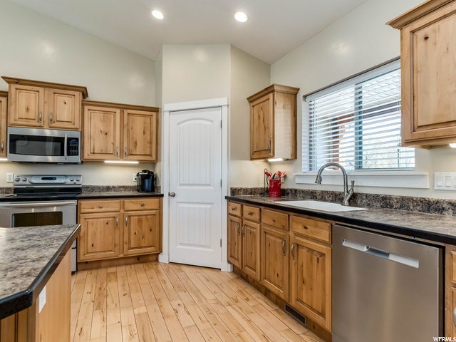 607 E 420 S, Smithfield, UT 84335 — photo 8