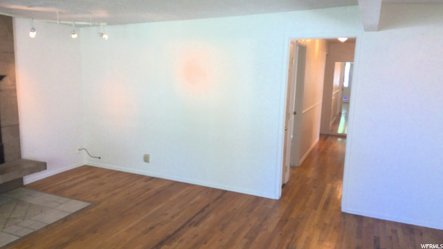903 E Carnation Dr, Sandy, UT 84094 — photo 9