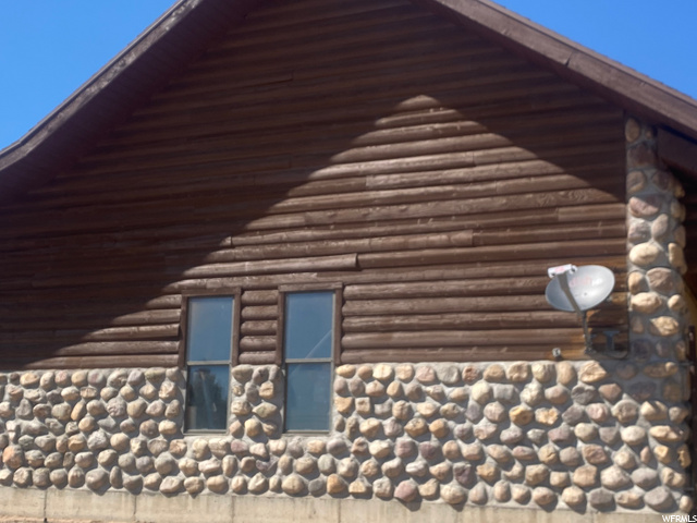 310 N 400 E, Moroni, UT 84646 — photo 3