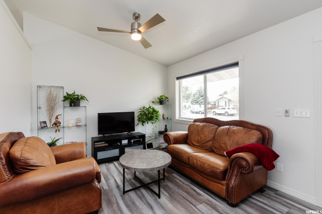13 S 1000 E, Hyrum, UT 84319 — photo 5